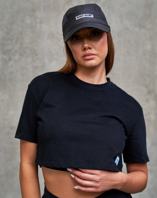 basic muse womens crop tee black